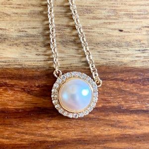 NWT Banana Republic Delicate Pearl Pave Necklace